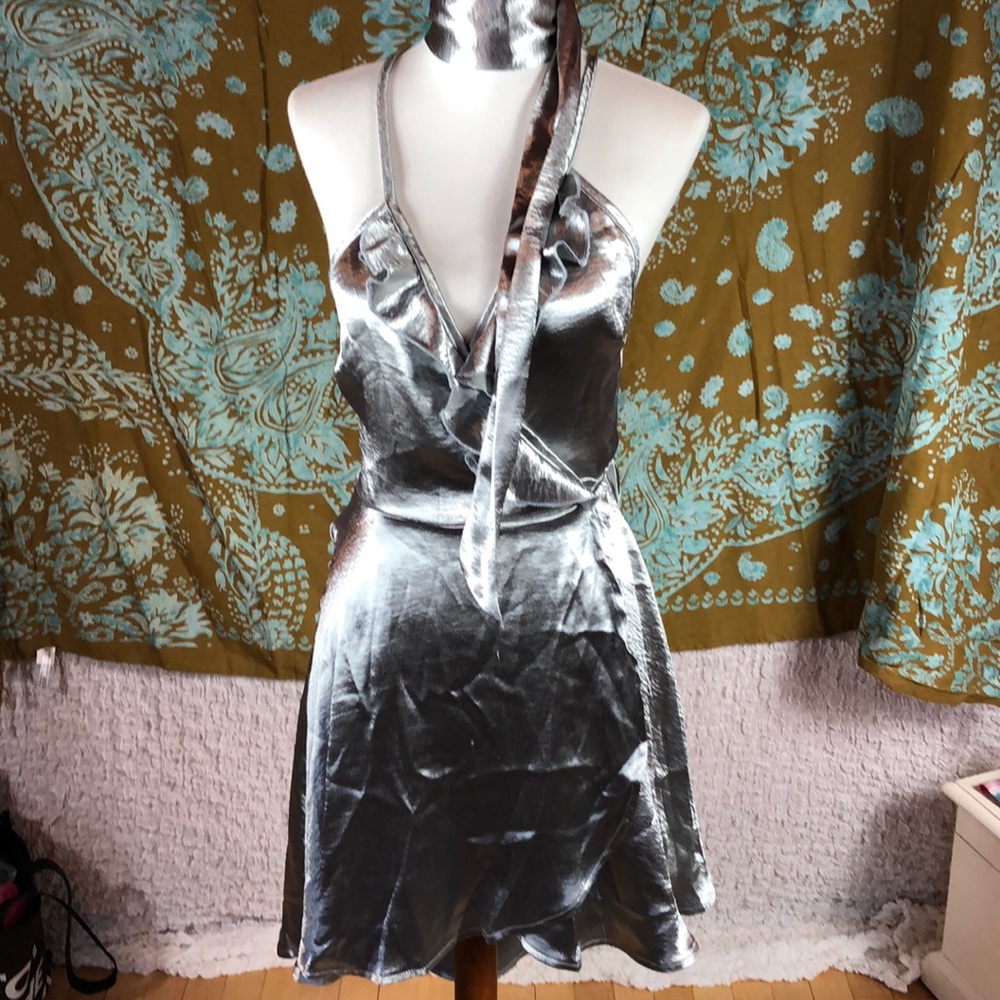 Forever 21 shimmer dress NWT